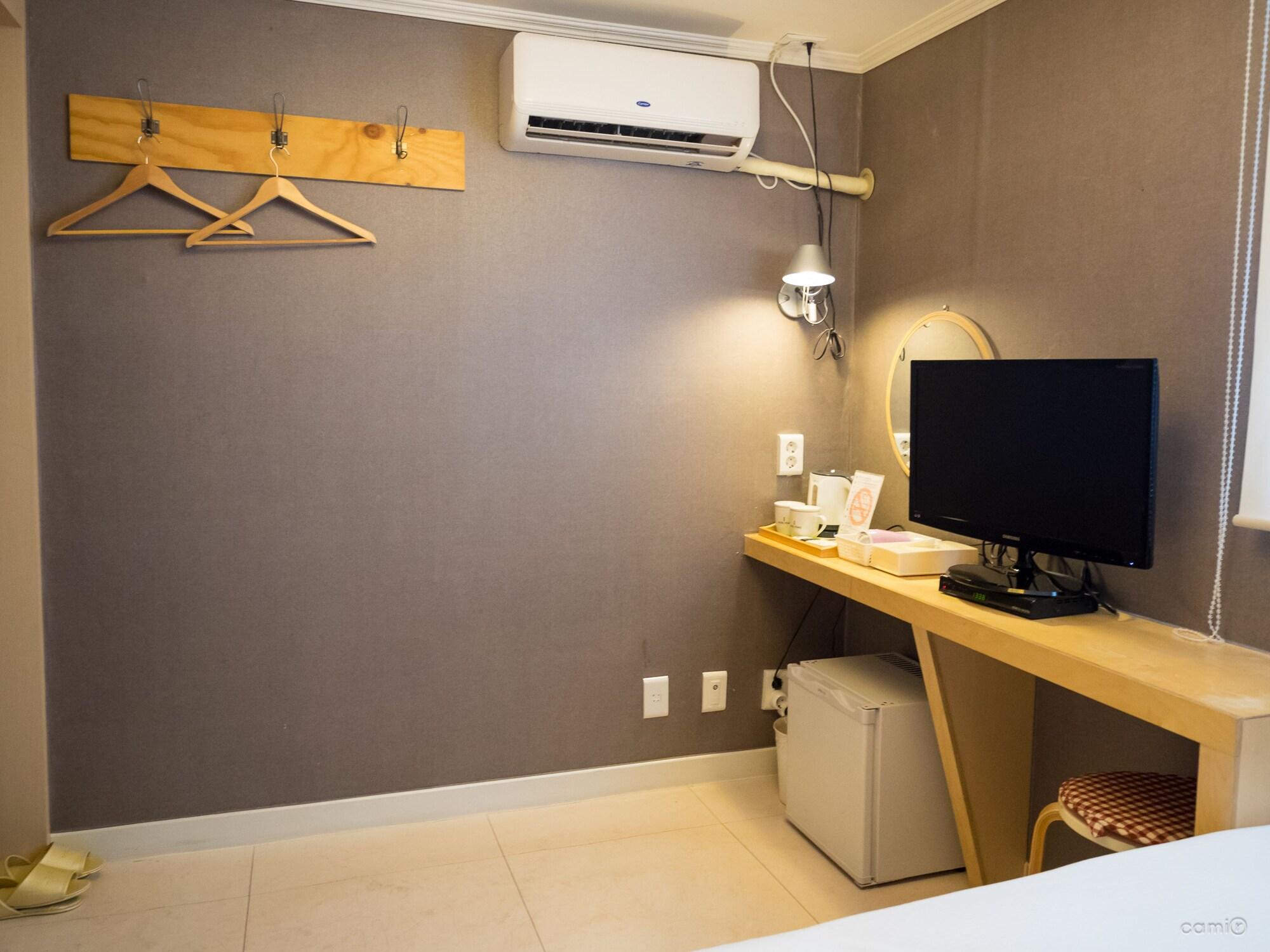 Hotel Tong Seoul Dongdaemun Екстериор снимка